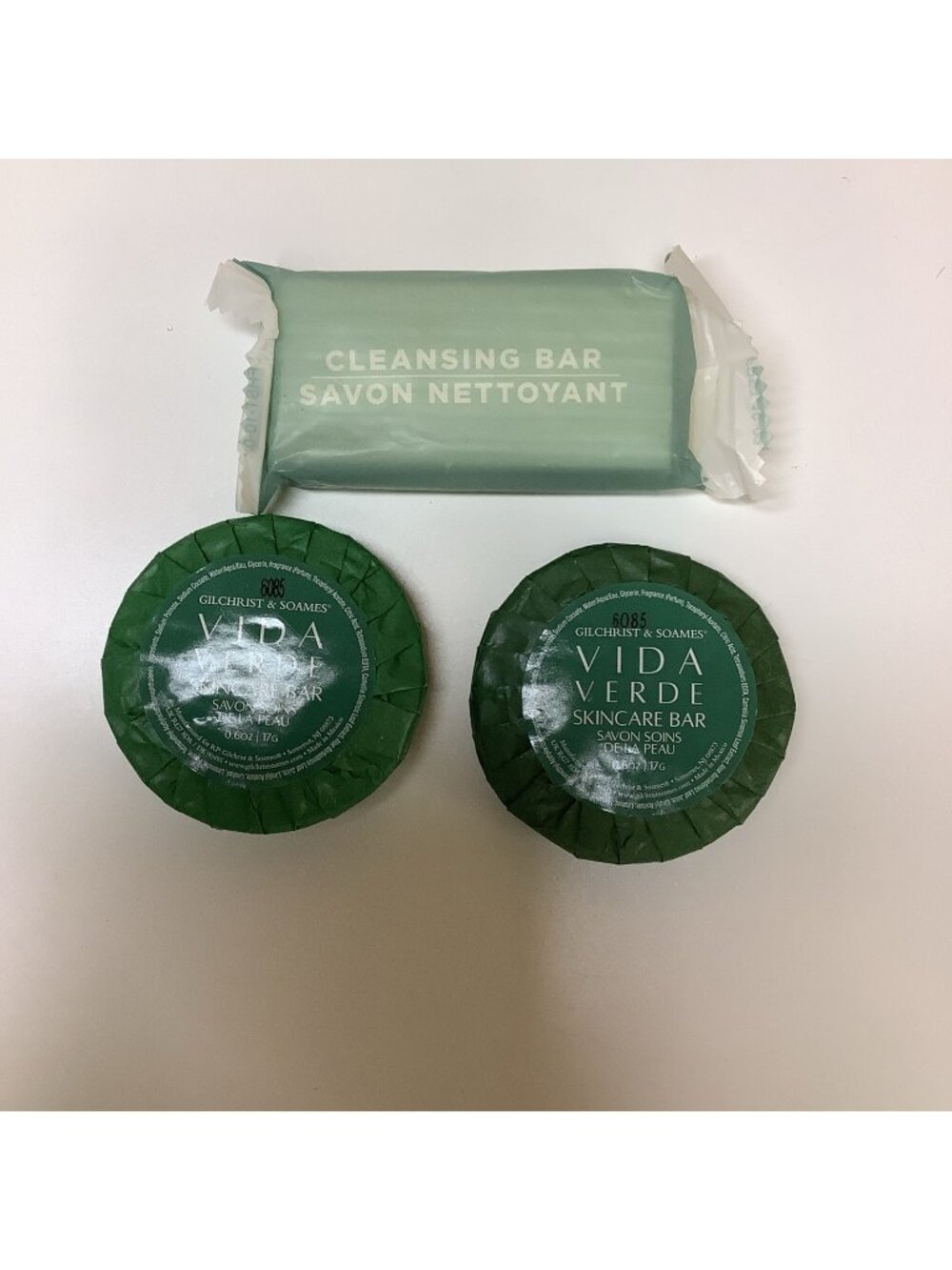 Gilchrist & Soames Vida Verde Skincare Bar Savon Soins (2) & Cleaning Bar